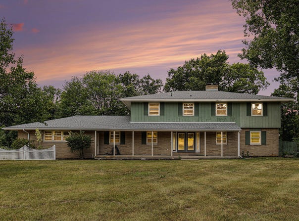 1726 S State Road, Ionia, MI 48846