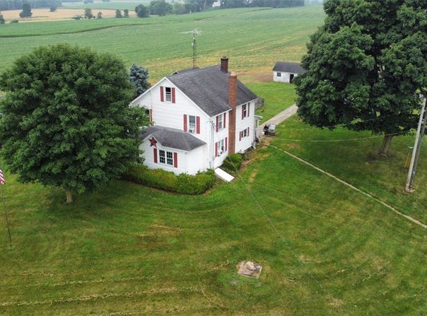 389 State Route 170, East Palestine, OH 44413
