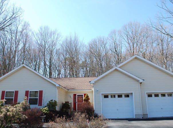 401 Underhill Drive, Tamiment, PA 18371