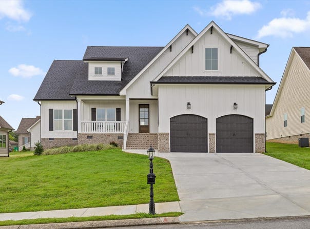 162 Bending Oak Drive, Chickamauga, GA 30707