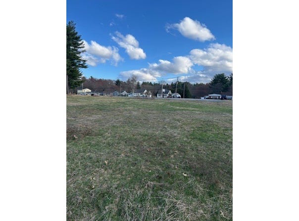 85 Mendon St, Bellingham, MA 02019