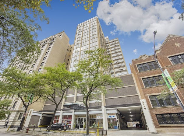 3110 N Sheridan Road, Chicago, IL 60657