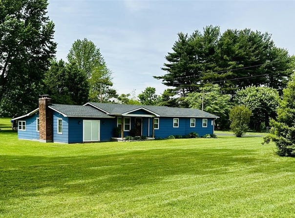 4677 Holland Road, Scottsville, KY 42164