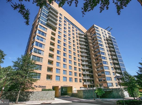 2001 15TH STREET N, ARLINGTON, VA 22201