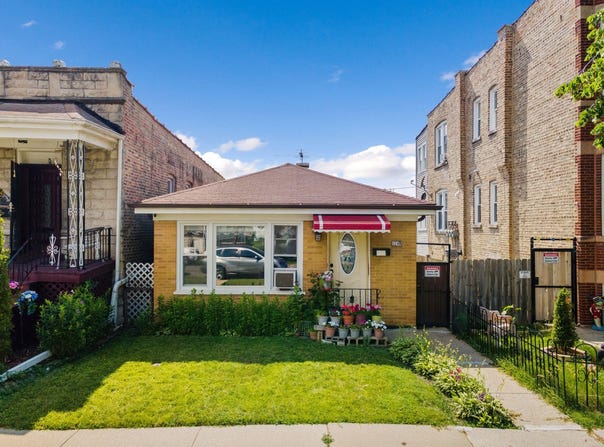 1240 S 57th Court, Cicero, IL 60804