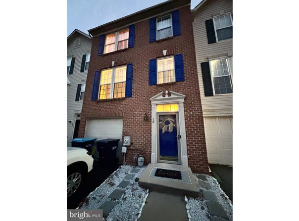 16 N BELLWOODE DRIVE, NEWARK, DE 19702