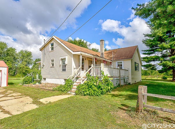 9905 52nd Avenue, Allendale, MI 49401