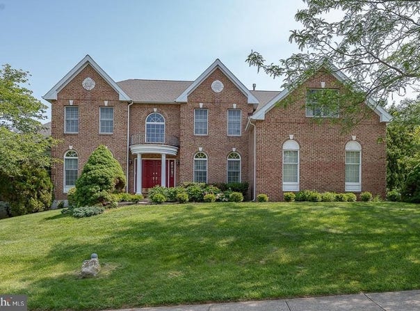 627 OLYMPIA HILLS CIRCLE, BERWYN, PA 19312