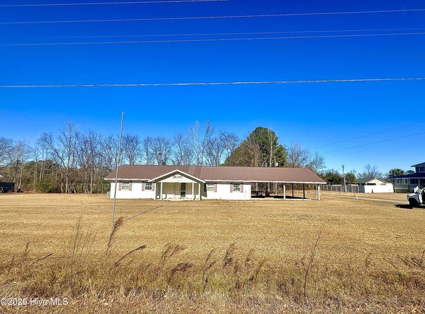 2392 Guyton Road, Bladenboro, NC 28320