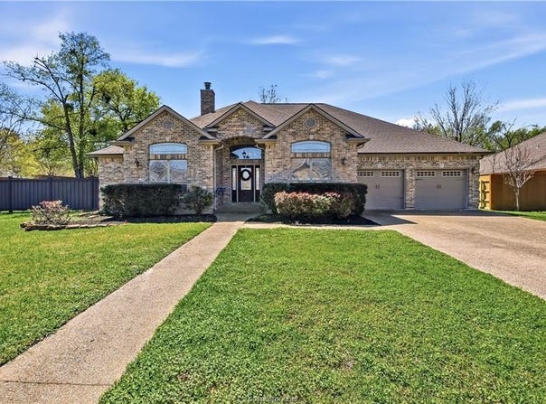 9201 Brookwater Circle, College Station, TX 77845