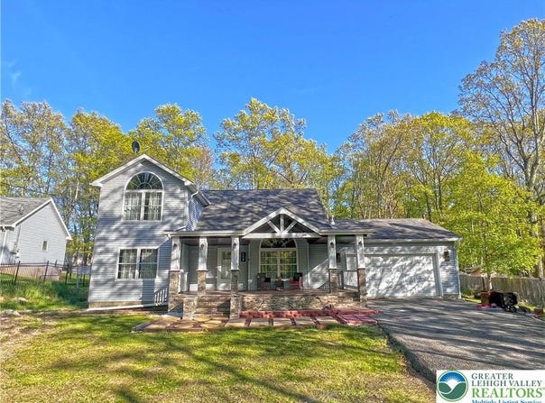 158 Davis Circle, Pike, PA 18324