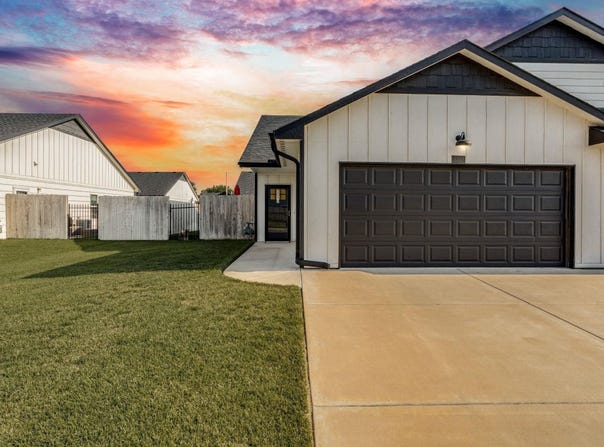 3512 W Angel St, Wichita, KS 67217-7024