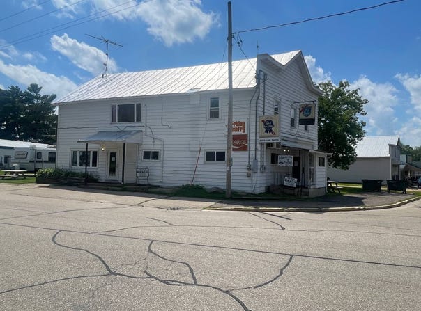 W11057 County Road D, Marion, WI 54950