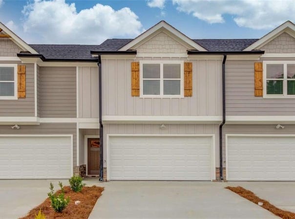 6381 Pine Station Drive, Lula, GA 30554