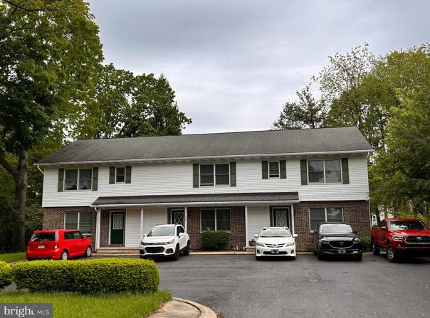 1927 LAUCK STREET, STATE COLLEGE, PA 16803