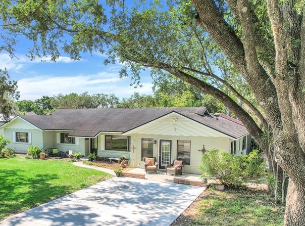 410 E GULLEY AVENUE, OAKLAND, FL 34760