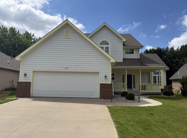 372 Bluestem Trail, Dakota Dunes, SD 57049