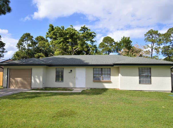 849 SE Lansdowne Avenue, Port Saint Lucie, FL 34983
