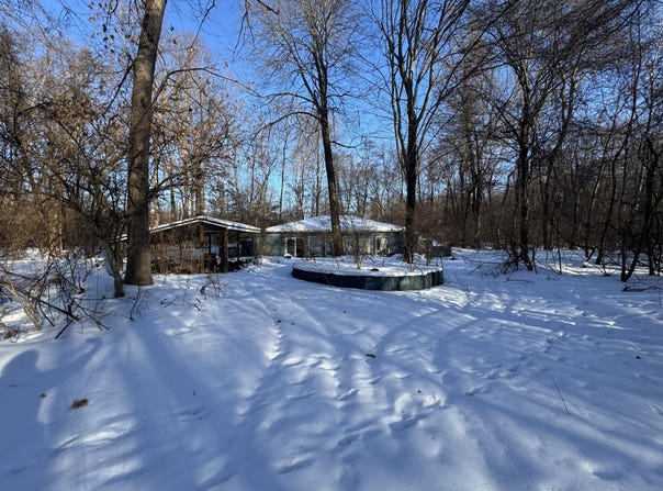 8577 N 1175 E, Walkerton, IN 46574