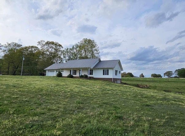 343 T C GRACE Rd, Jasper, AL 35504