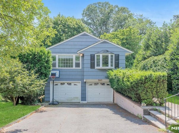 106 Hillside Avenue, Cresskill, NJ 07626