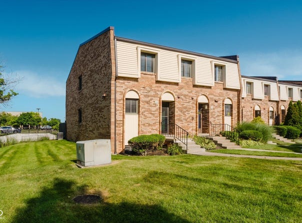 20 Druid Hill Court, Carmel, IN 46032