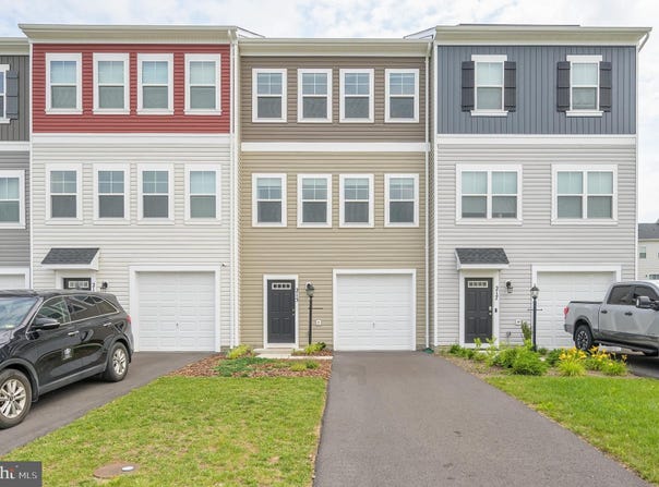 215 BARRISTER STREET, STEPHENSON, VA 22656