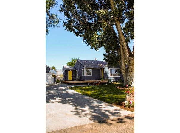 328 N. Quincy Ave., Hines, OR 97738