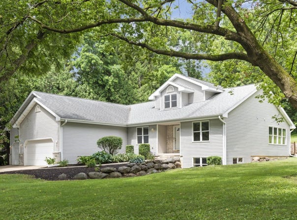 4776 Hilltop Drive, DeForest, WI 53532