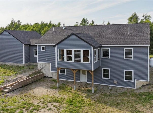 26 Heights Road, Stockton Springs, ME 04981