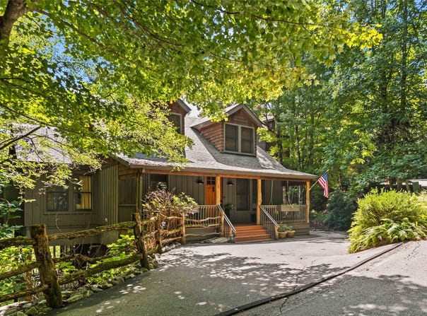 253 Kestrel Court lot: 52, Sapphire, NC 28774