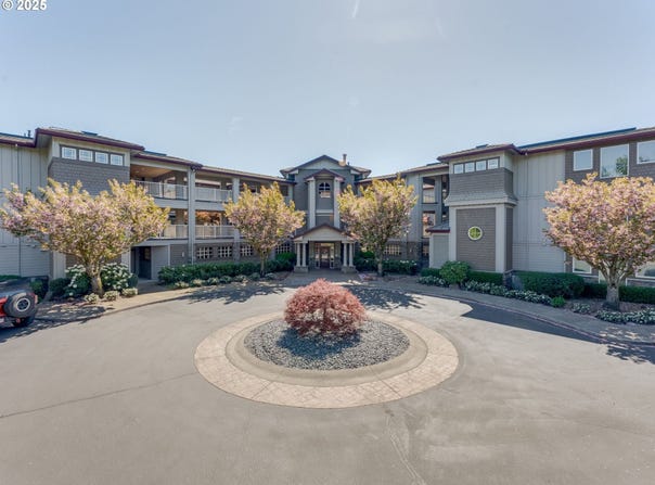 5615 SE SCENIC LN, Vancouver, WA 98661
