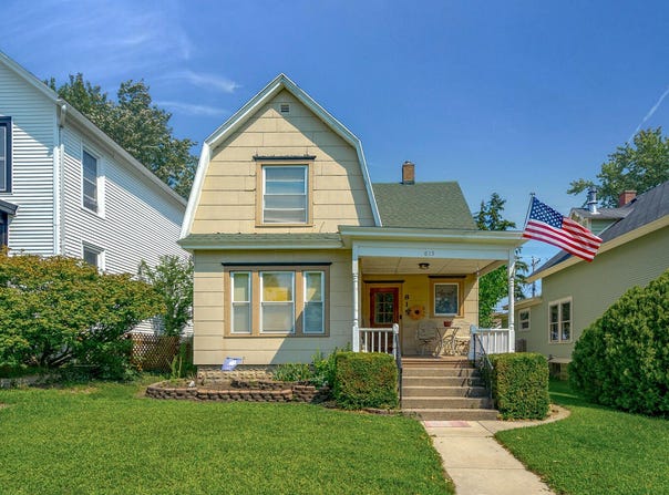 815 WOLCOTT Avenue, St. Joseph, MI 49085
