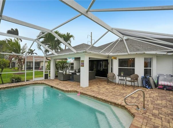 3717 Agualinda Blvd, CAPE CORAL, FL 33914