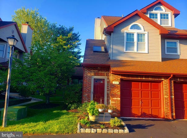 1132 CHANTICLEER, CHERRY HILL, NJ 08003