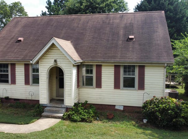 1529 W Hanover Road, Burlington, NC 27217