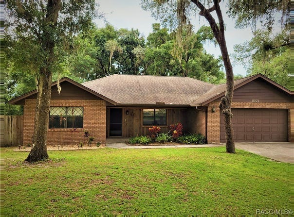 8521 E Henderson Trail, Inverness, FL 34450