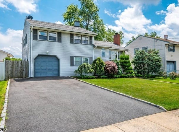 105 Lafayette Rd, Woodbridge Twp., NJ 08863
