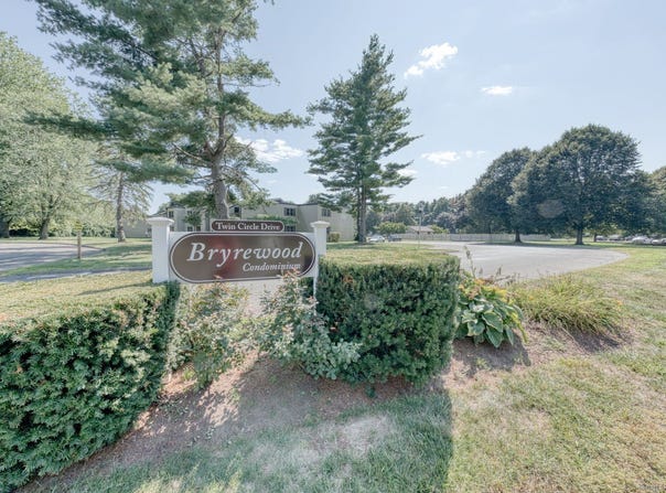 609 Twin Circle Drive, South Windsor, CT 06074