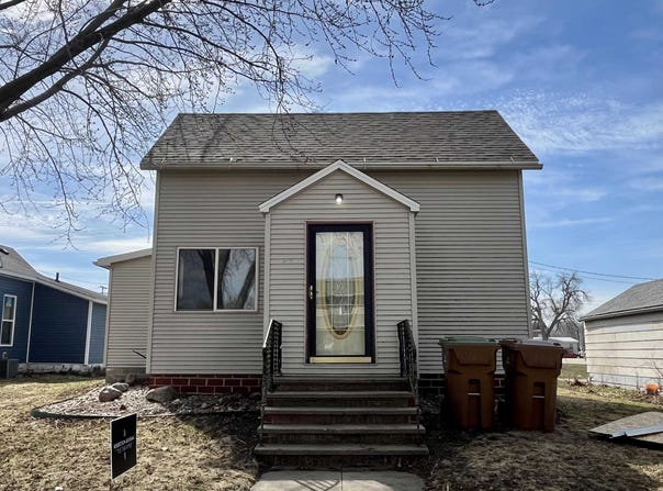205 GRAPE, Albert City, IA 50510