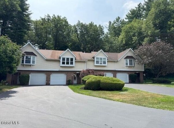 4034 Chaucer Place, Guilderland, NY 12159