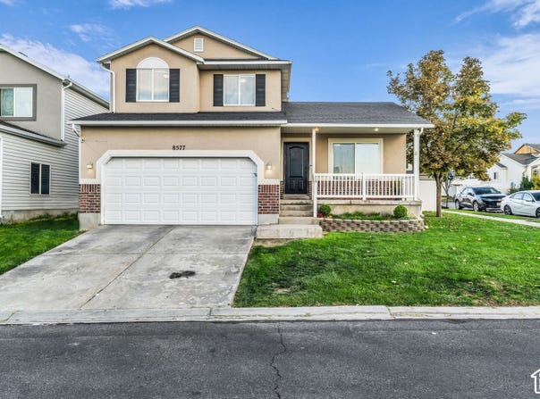 8577 W ELEGANCE Ct, Magna, UT 84044