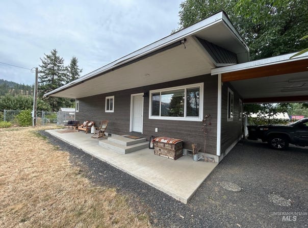 12547 Hartford Avenue, Orofino, ID 83544