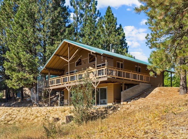 35 Rainbow Ridge, Garden Valley, ID 83622
