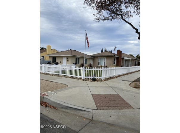 843 E Orange Street, Santa Maria, CA 93454