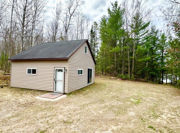 279 EAGLE LAKE RD E, Pelican Lake, WI 54463