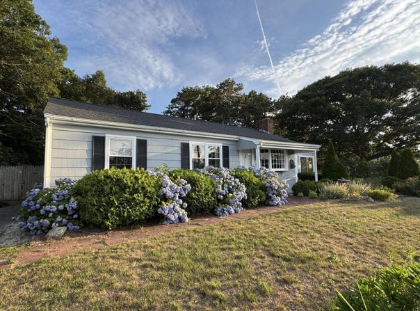 31 Ferry Street, West Dennis, MA 02670