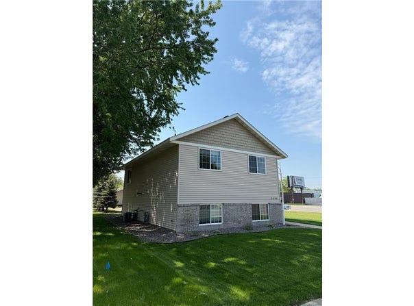 2434 1st Street S, Saint Cloud, MN 56301