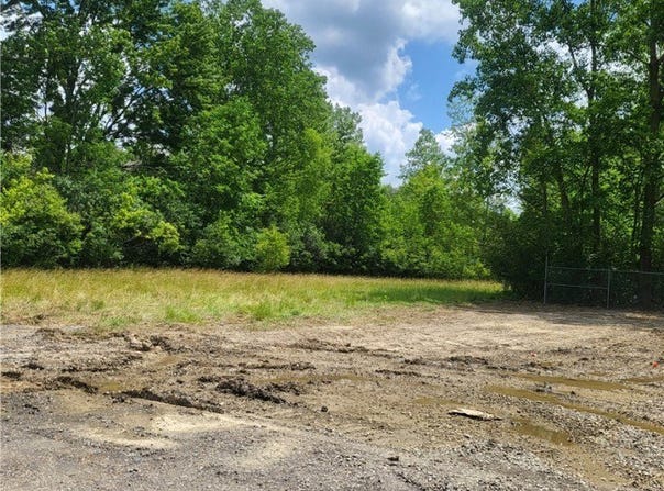 7475 S Dewey Road, Amherst, OH 44001