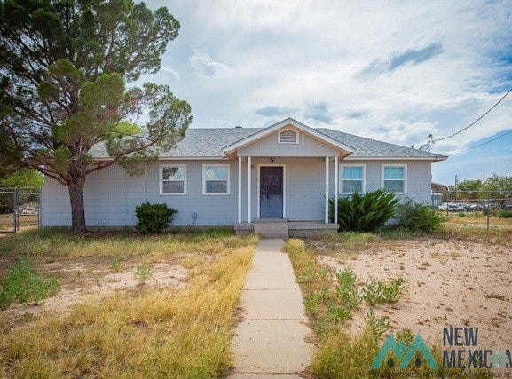 1704 S Atkinson Ave, Roswell, NM 88203